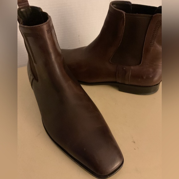 Hugo Boss Rich Brown Leather Chelsea Boots - Picture 1 of 10